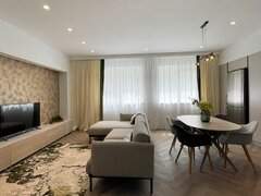 Rin Grand Hotel 2 Camere 65 mp Recent Renovat Mobilat designer