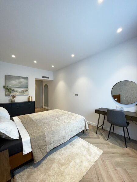 Rin Grand Hotel  2 Camere  65 mp  Recent Renovat  Mobilat designer